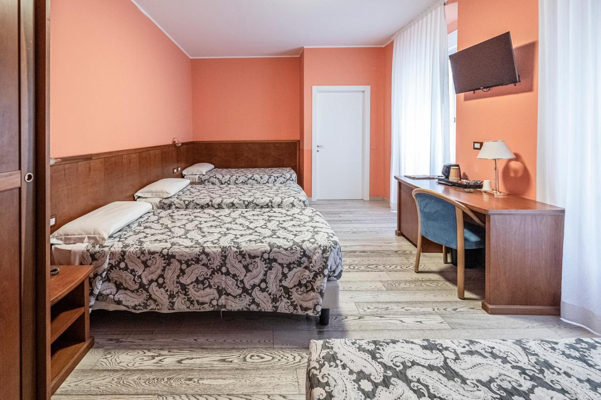 Hotel Italia Trieste Exterior photo